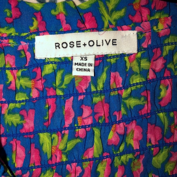 Cute Top - Picture 4 of 4